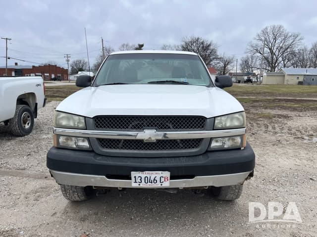 Image of Chevrolet 2500 equipment image 2