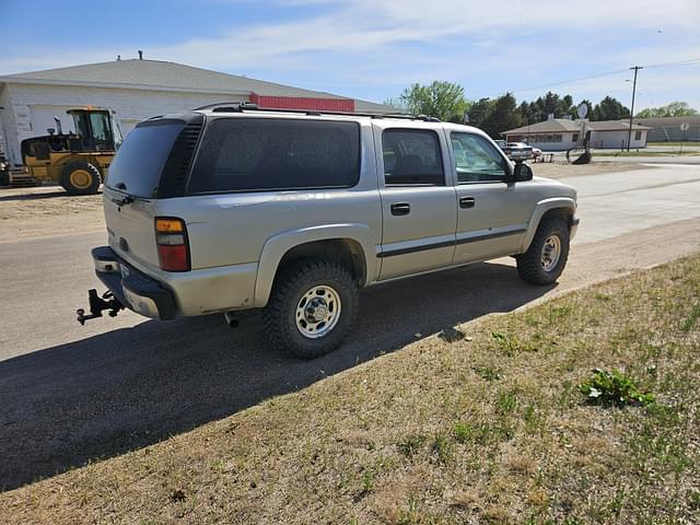 Image of Chevrolet 2500 equipment image 3