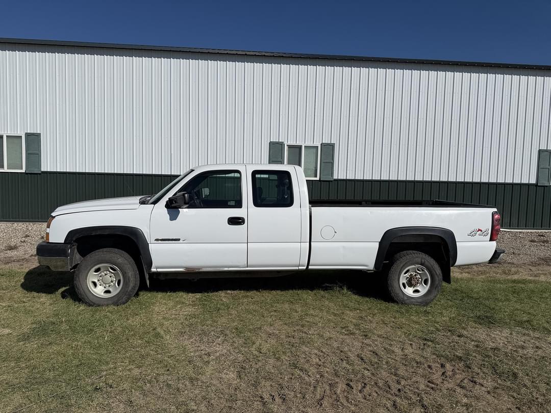Image of Chevrolet 2500HD Primary image