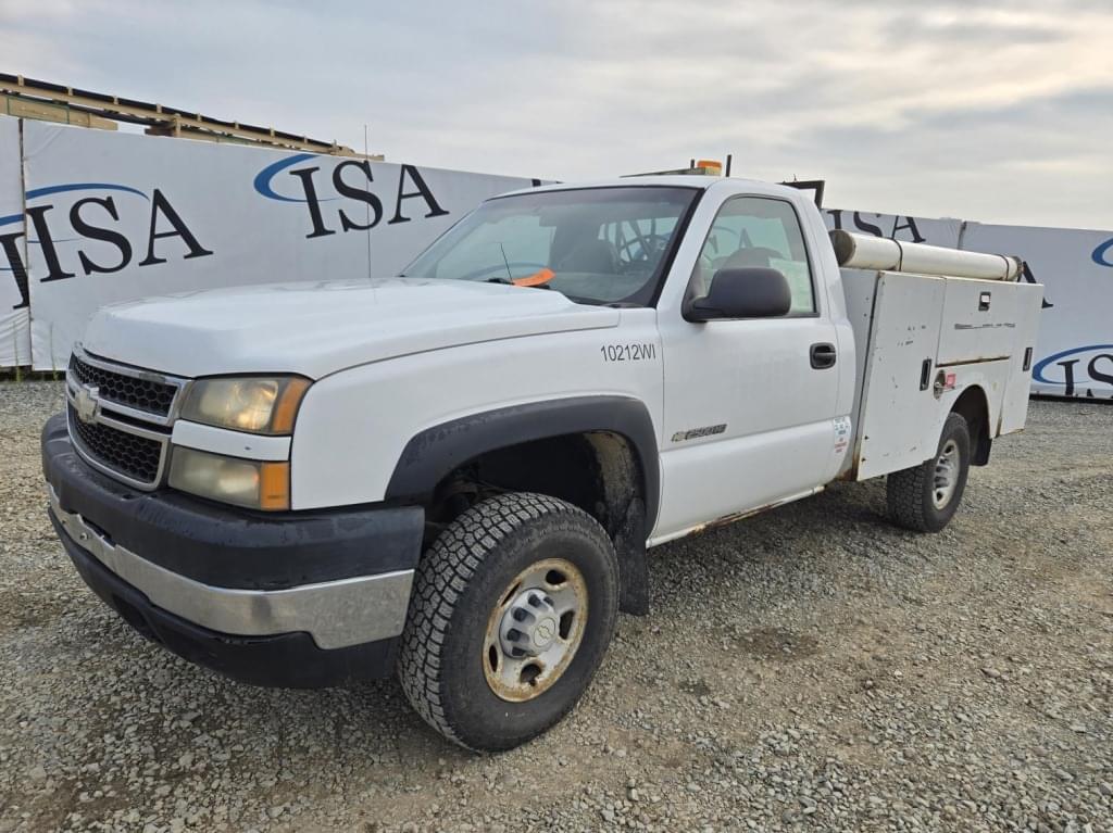 Image of Chevrolet 2500HD Primary image