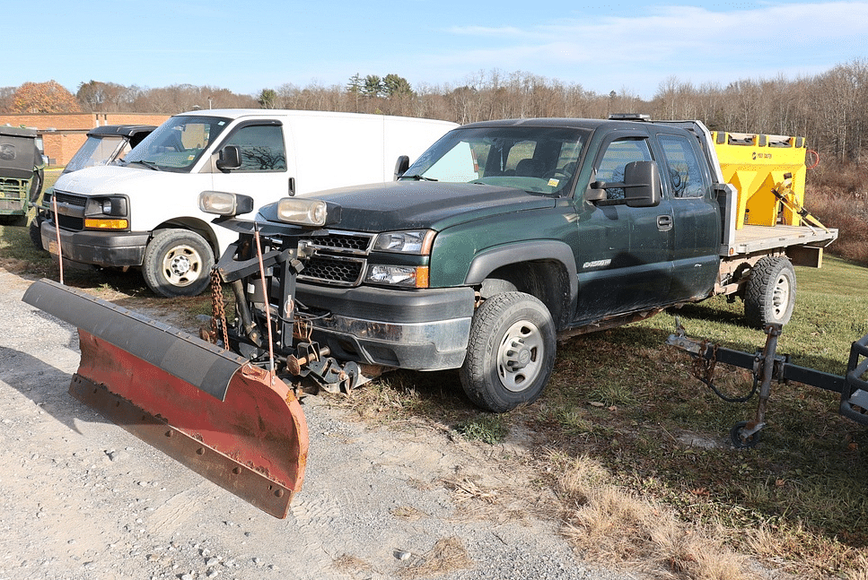 Image of Chevrolet 2500HD Primary image