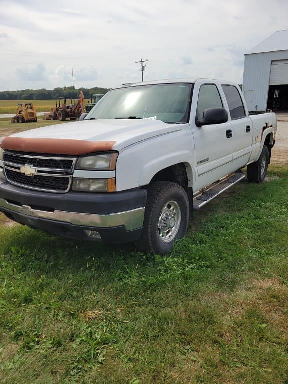 Image of Chevrolet 2500HD Primary image