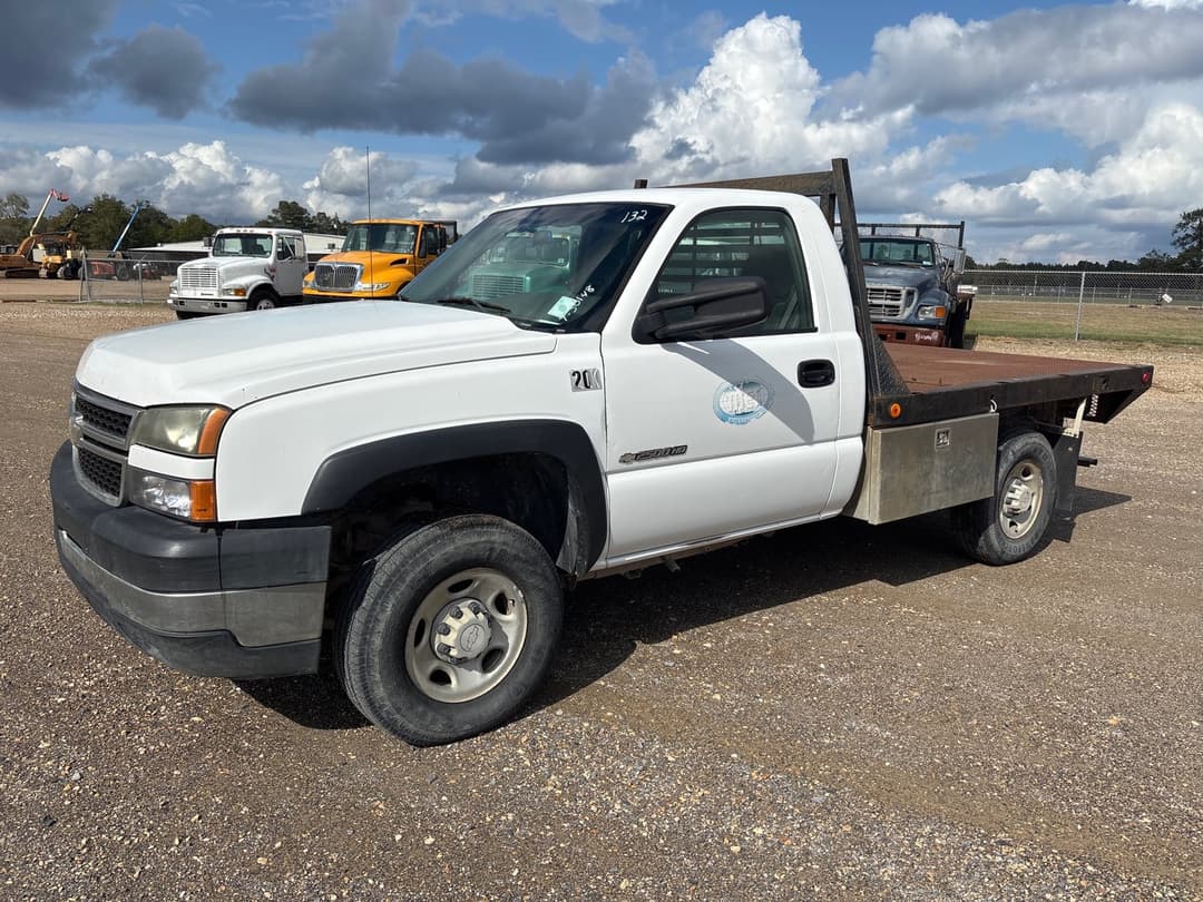 Image of Chevrolet 2500HD Primary image