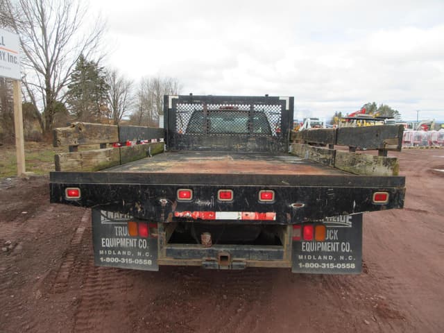 Image of Chevrolet 3500 equipment image 2