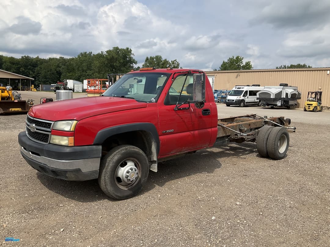 Image of Chevrolet 3500 Primary image