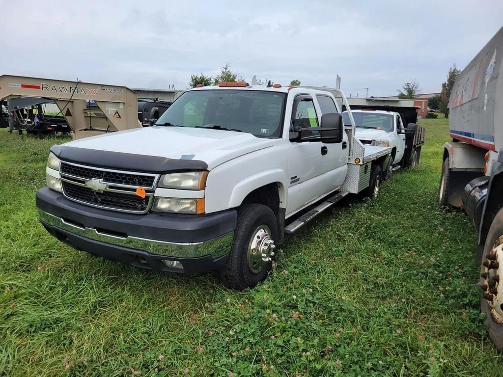 2006 Chevrolet 3500 Equipment Image0