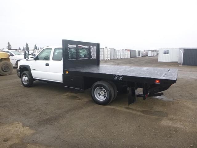 Image of Chevrolet 3500 equipment image 3