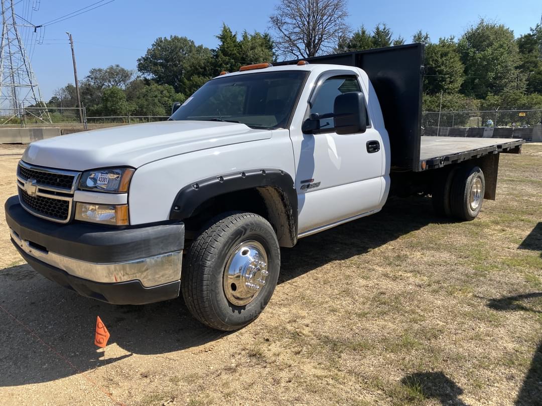 Image of Chevrolet 3500 Primary image