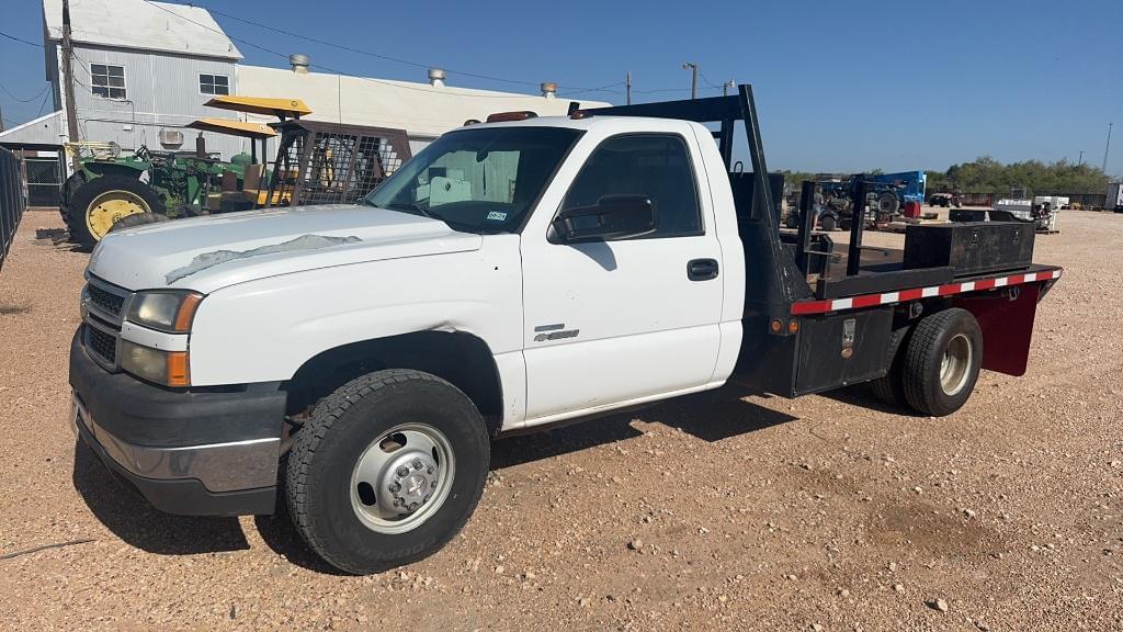 Image of Chevrolet 3500 Primary image