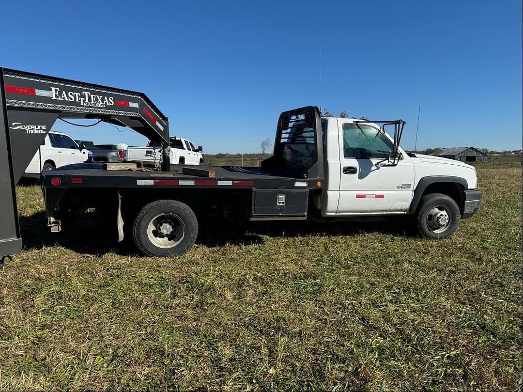 Image of Chevrolet 3500HD Primary image