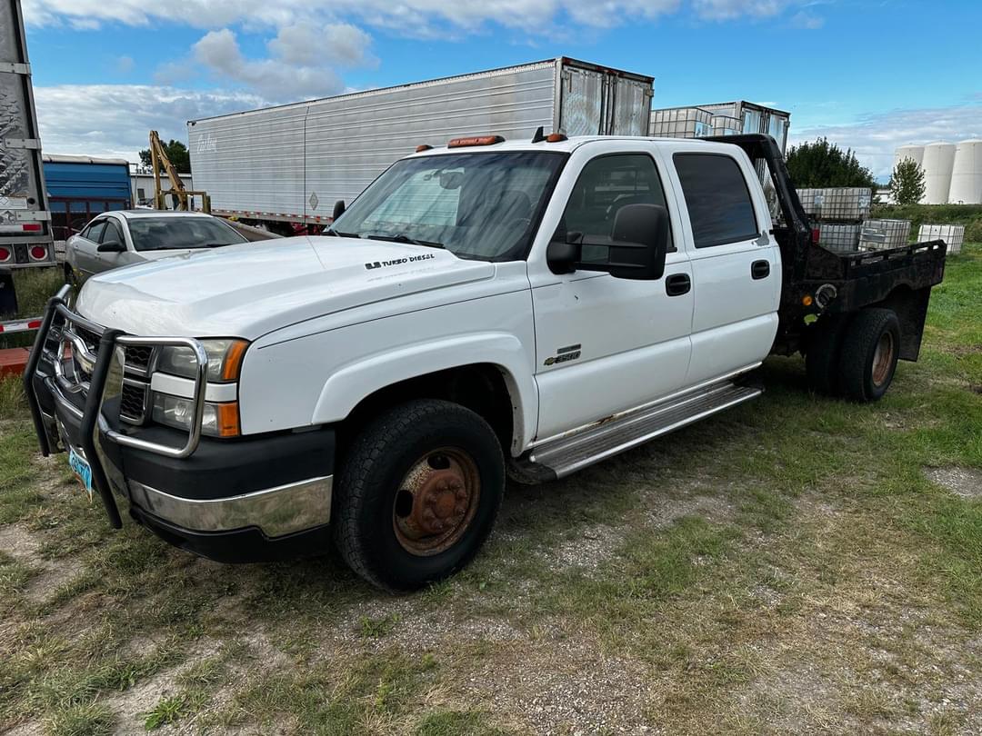 Image of Chevrolet 3500HD Primary image