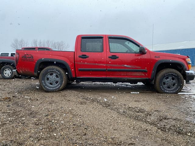 Image of Chevrolet Colorado equipment image 3