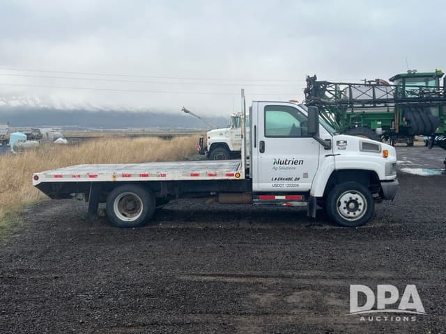 Image of Chevrolet C4500 equipment image 2