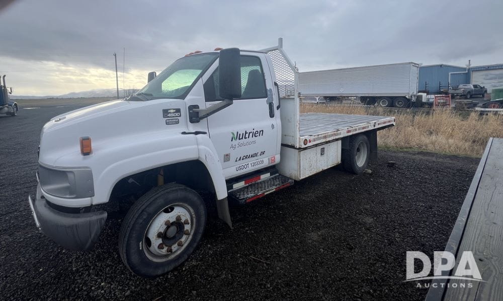 2006 Chevrolet C4500 Equipment Image0