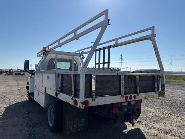 Image of Chevrolet C4500 equipment image 3