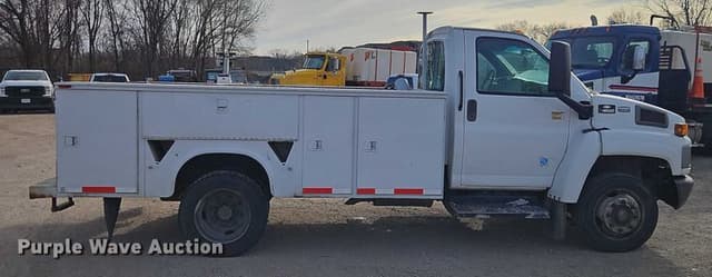 Image of Chevrolet C4500 equipment image 3