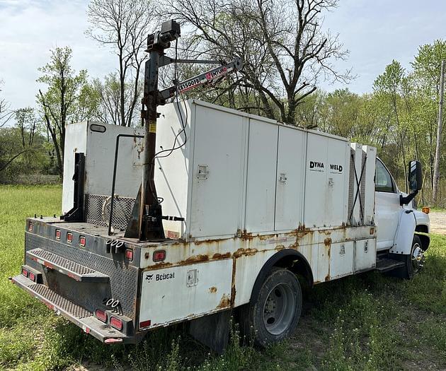 Image of Chevrolet C5500 equipment image 3