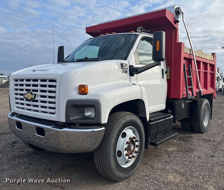 Image of Chevrolet C7500 Primary image