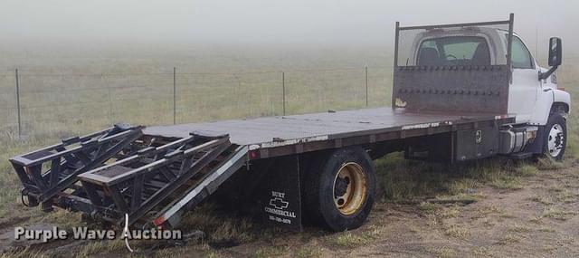 Image of Chevrolet C7500 equipment image 4