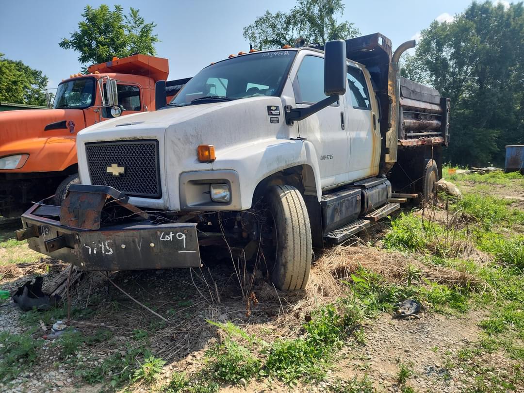 Image of Chevrolet C7500 Primary image