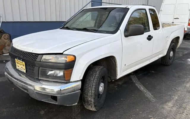 Image of Chevrolet Colorado equipment image 4