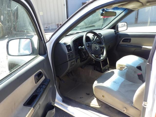 Image of Chevrolet Colorado equipment image 4