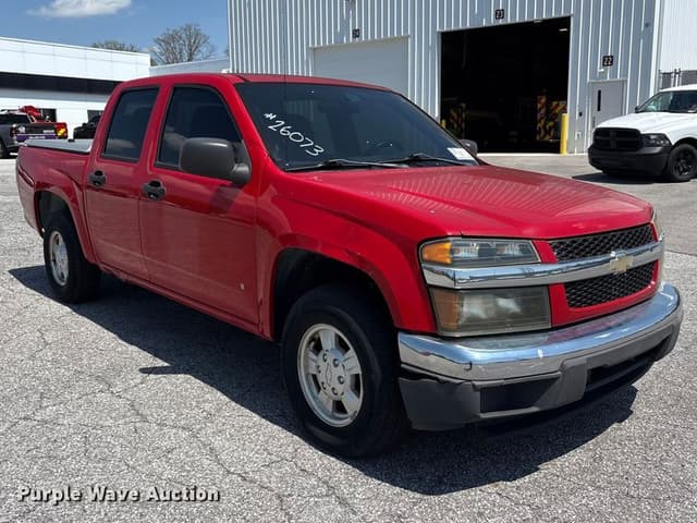 Image of Chevrolet Colorado equipment image 2