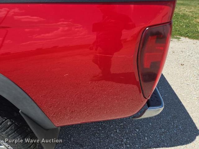 Image of Chevrolet Colorado equipment image 1