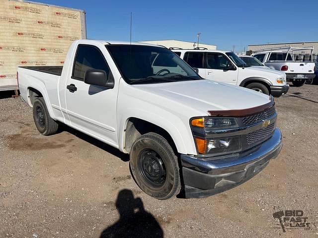 Image of Chevrolet Colorado equipment image 2