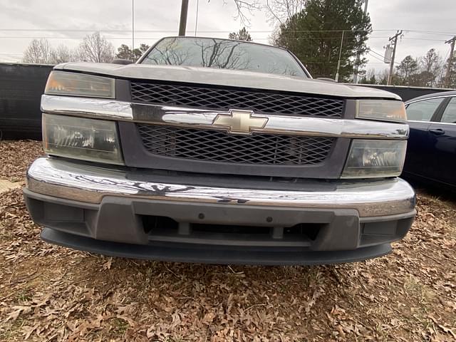 Image of Chevrolet Colorado equipment image 2