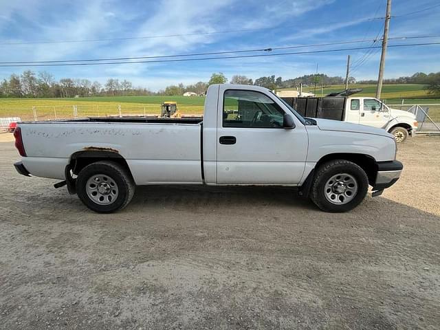 Image of Chevrolet 1500 equipment image 4