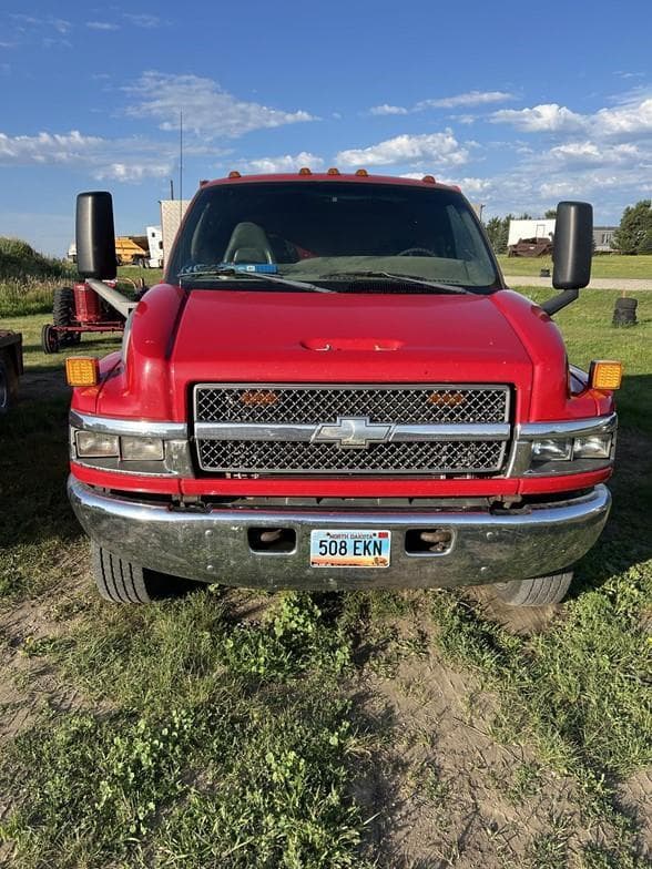 Image of Chevrolet 4500 equipment image 1