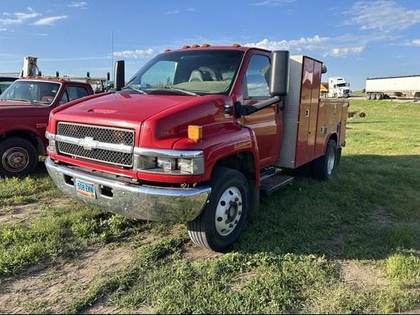 Image of Chevrolet 4500 equipment image 2