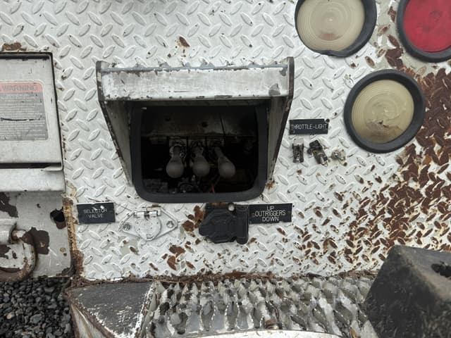 Image of Chevrolet Kodiak C7500 equipment image 4