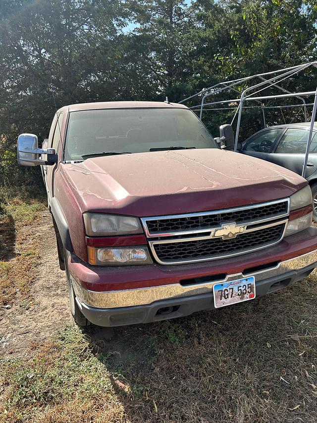 Image of Chevrolet K1500 equipment image 1