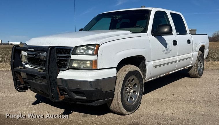 2006 Chevrolet 1500 Equipment Image0