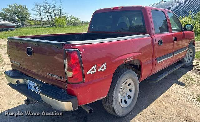 Image of Chevrolet 1500 equipment image 4