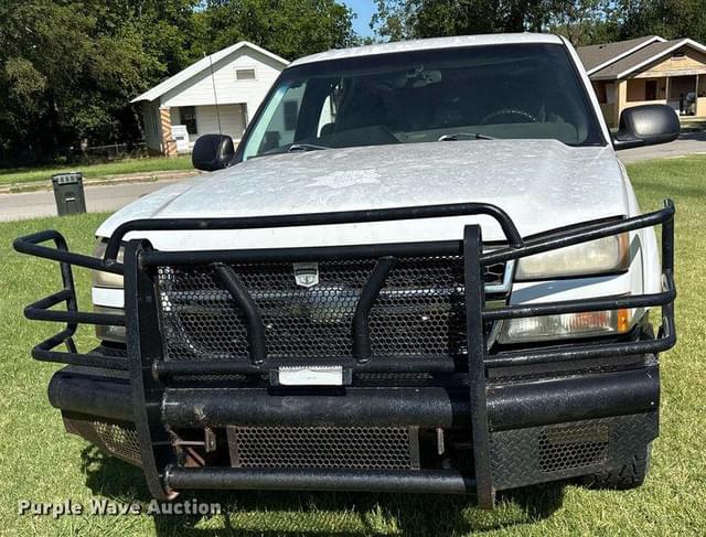 Image of Chevrolet 1500 equipment image 1