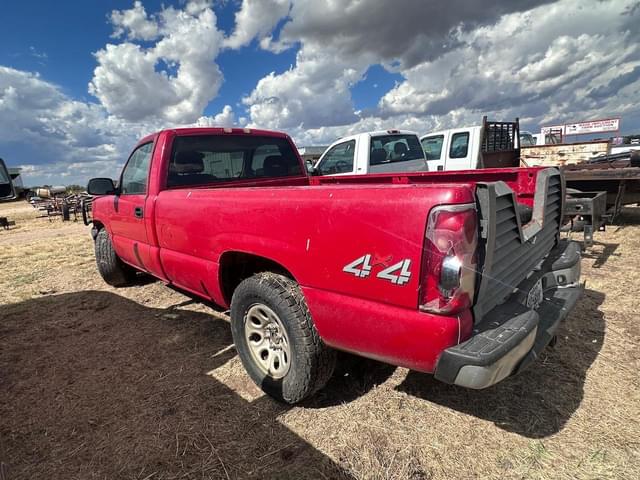Image of Chevrolet 1500 equipment image 4