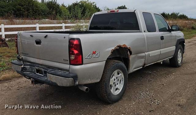 Image of Chevrolet 1500 equipment image 4