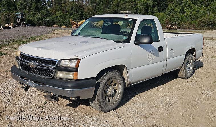 2006 Chevrolet 1500 Equipment Image0