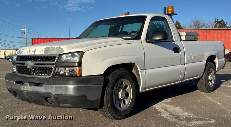 2006 Chevrolet 1500 Equipment Image0