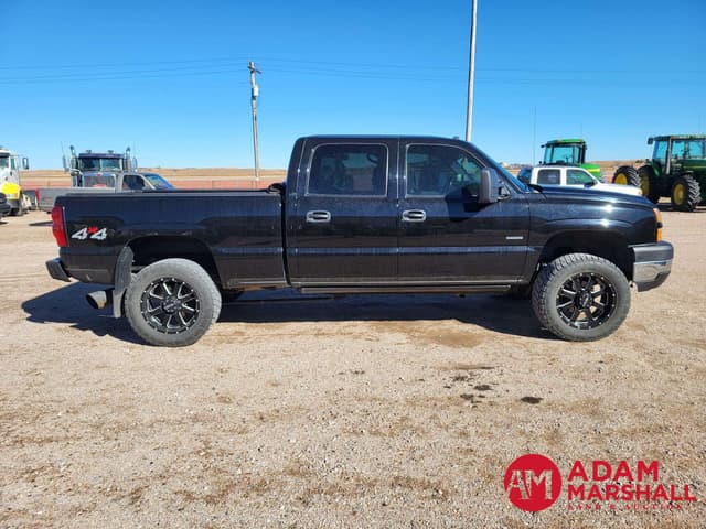 Image of Chevrolet 2500 equipment image 1
