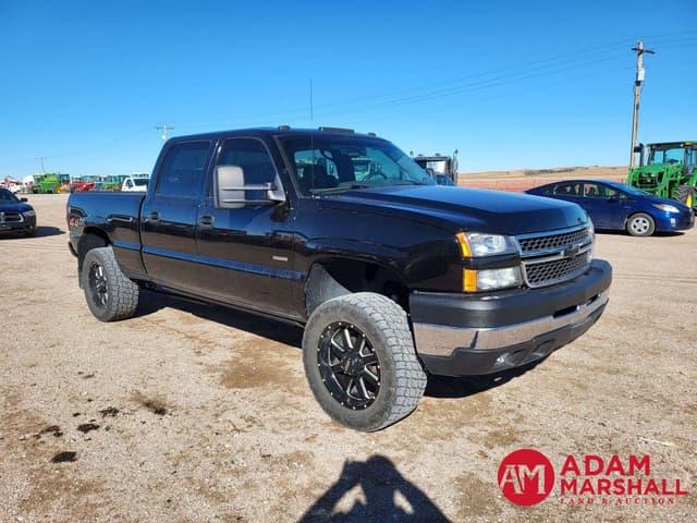 Image of Chevrolet 2500 equipment image 4