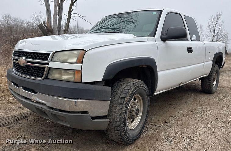 Image of Chevrolet 2500HD Primary image