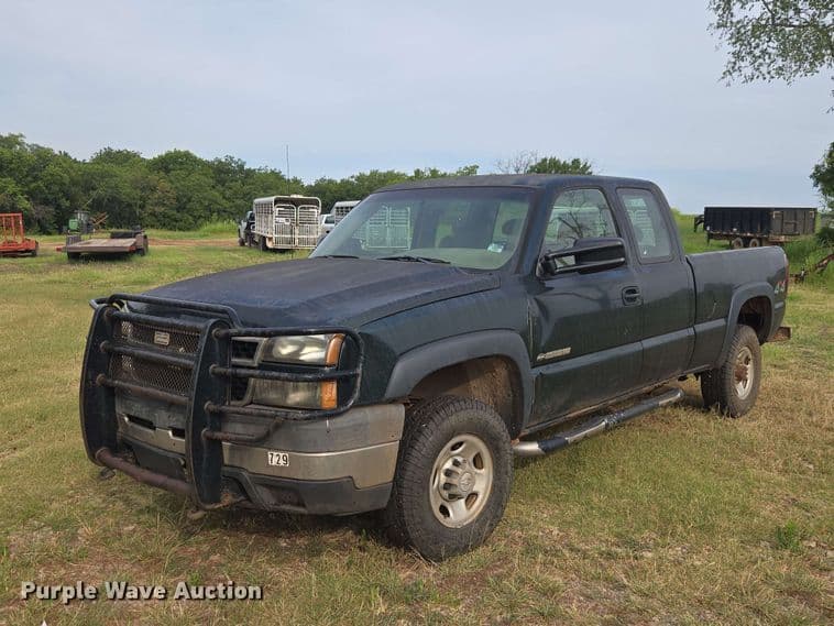 Image of Chevrolet 2500HD Primary image