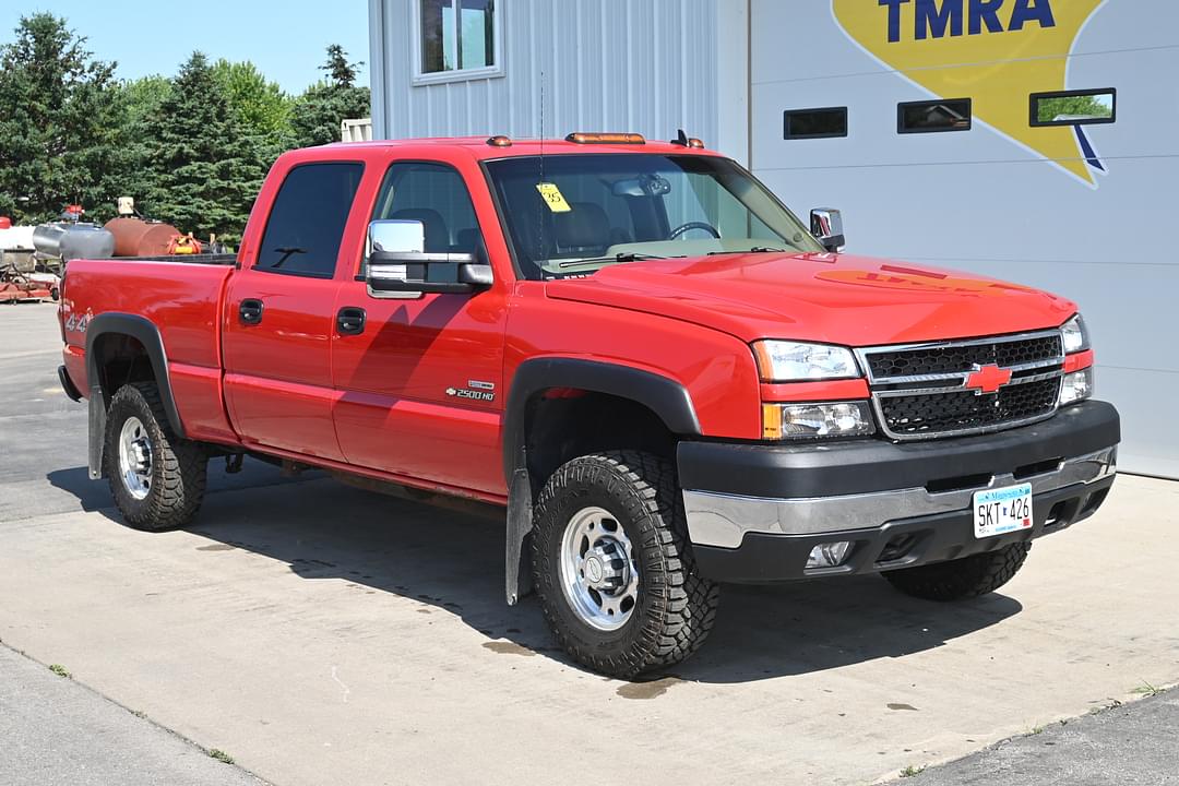 Image of Chevrolet 2500HD Primary image