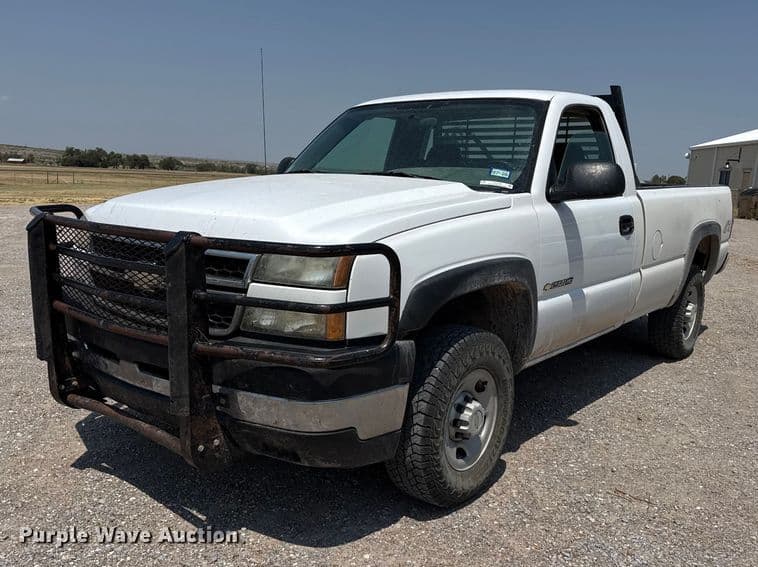 Image of Chevrolet 2500HD Primary image