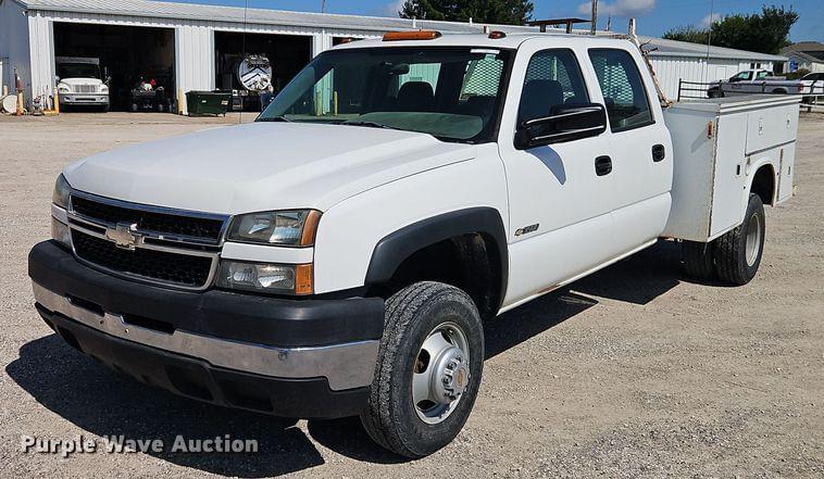 Image of Chevrolet 3500 Primary image