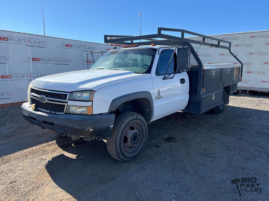 Image of Chevrolet 3500 Primary image